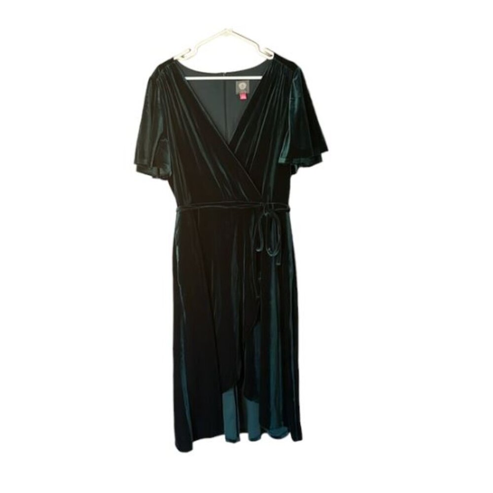 Vince Camuto green velvet faux wrap dress - size 16